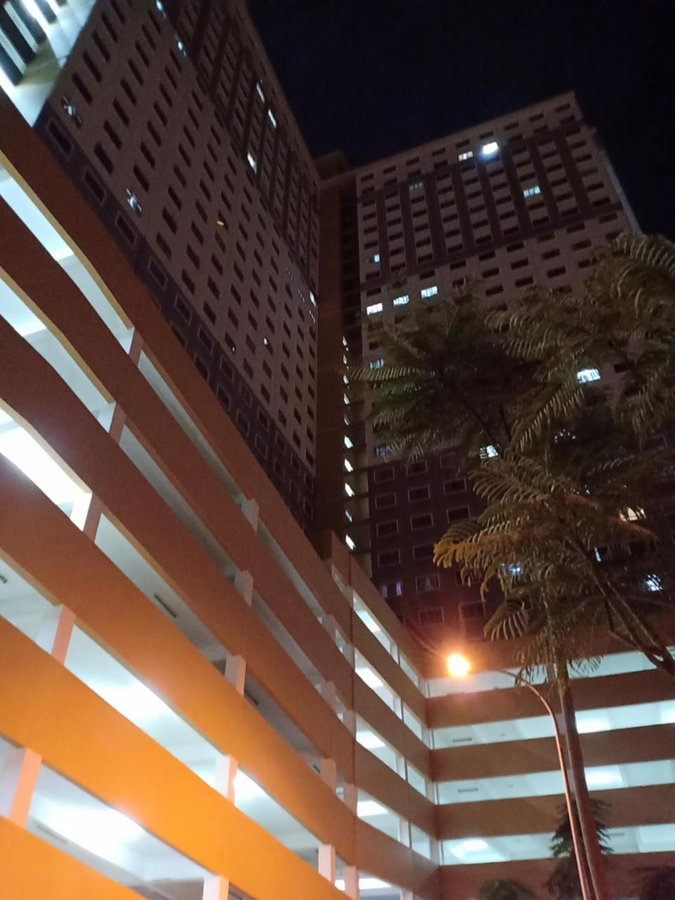 クアラ・トレンガヌCasa Inderaloka Pantai Batu Burukアパートメント エクステリア 写真